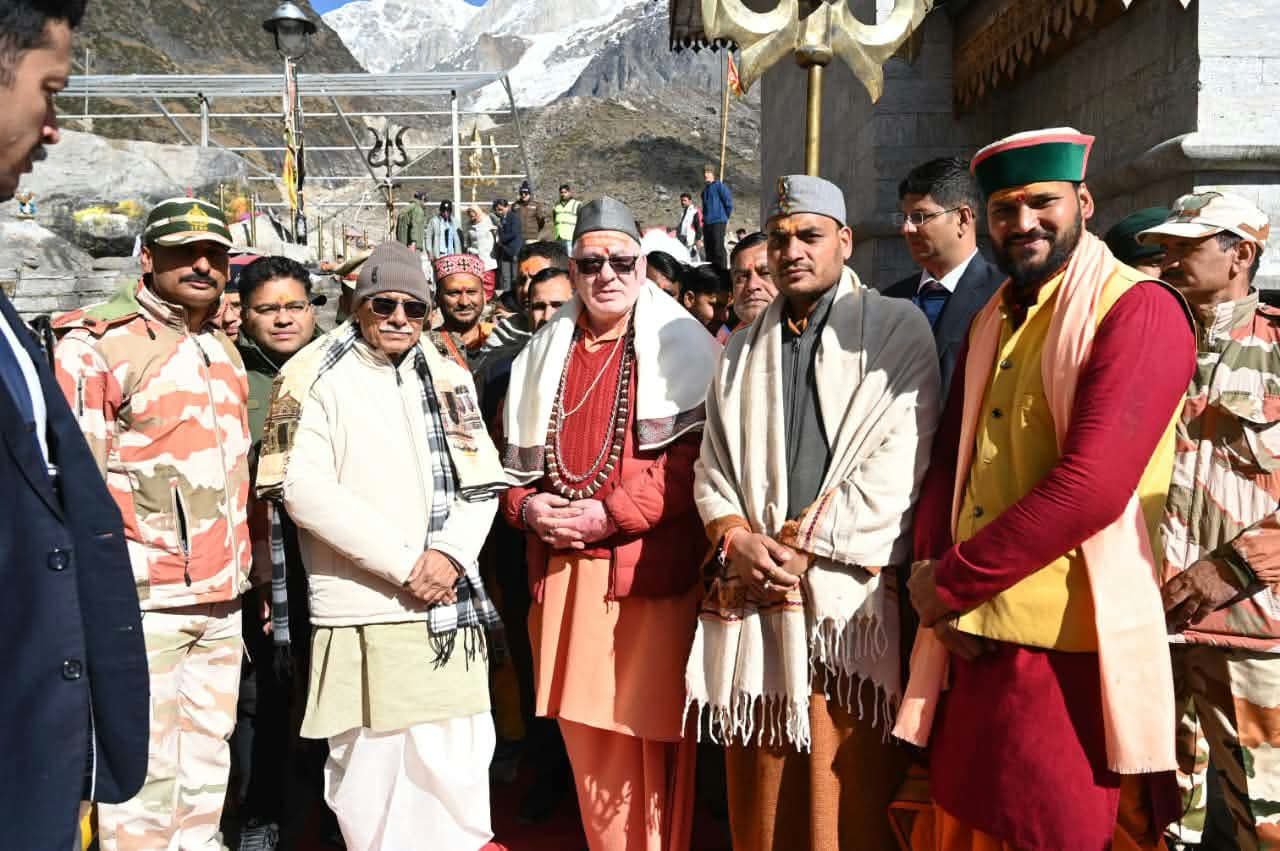 उत्तराखण्ड के राज्यपाल डॉ. ढाल सिंह बिसेन ने बाबा केदार के दर्शन और पूजा- की अर्चना 