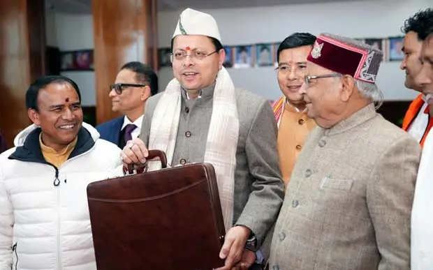गैरसैंणः मुख्यमंत्री धामी ने पहले दिन सदन में पेश किया 7,844 करोड़ का अनुपूरक बजट